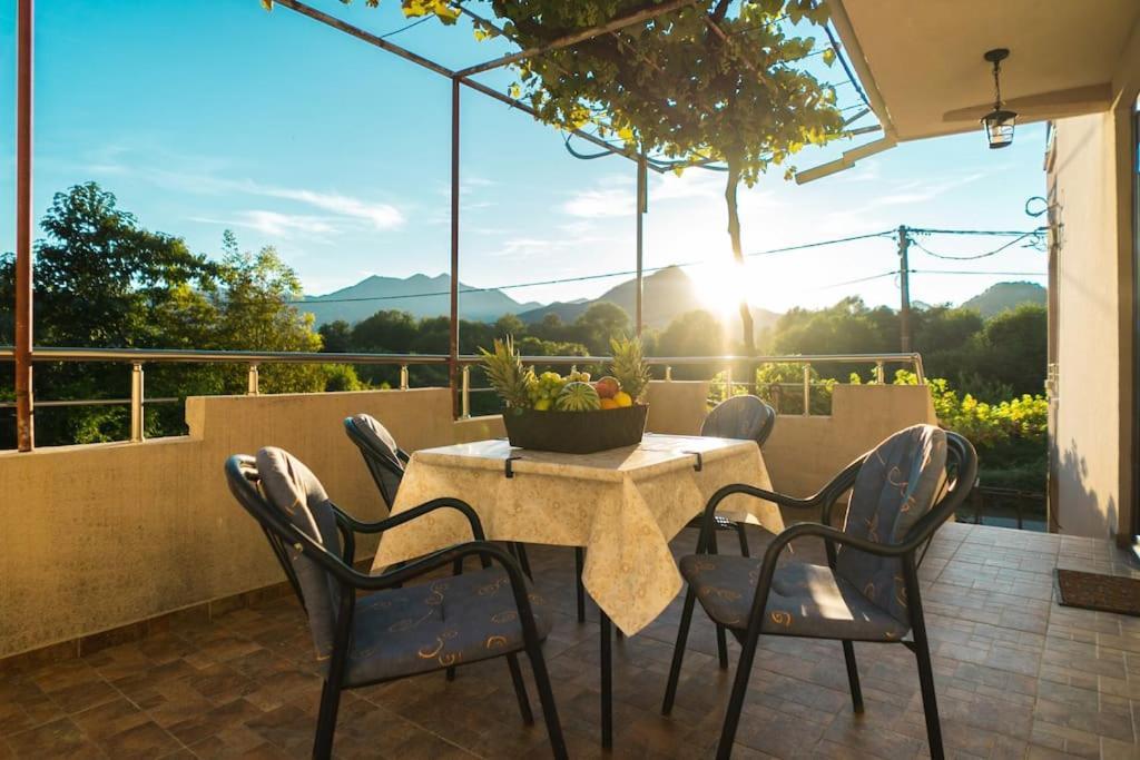 Villa Pavle'S Oasis à Virpazar Extérieur photo