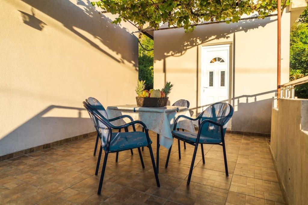 Villa Pavle'S Oasis à Virpazar Extérieur photo